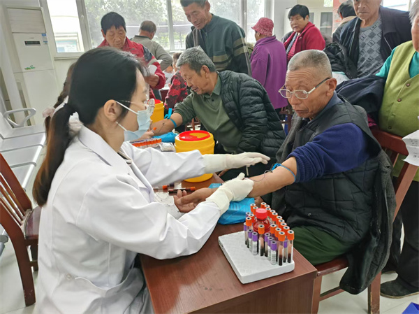 濱城區(qū)市中街道社區(qū)衛(wèi)生服務(wù)中心 以營(yíng)養(yǎng)健康咨詢服務(wù)增進(jìn)民生福祉，讓家更有“醫(yī)”靠